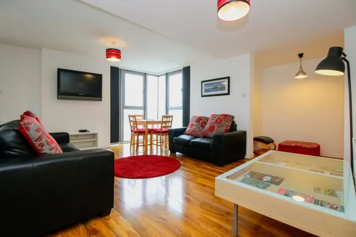 2 Bedroom Apartments